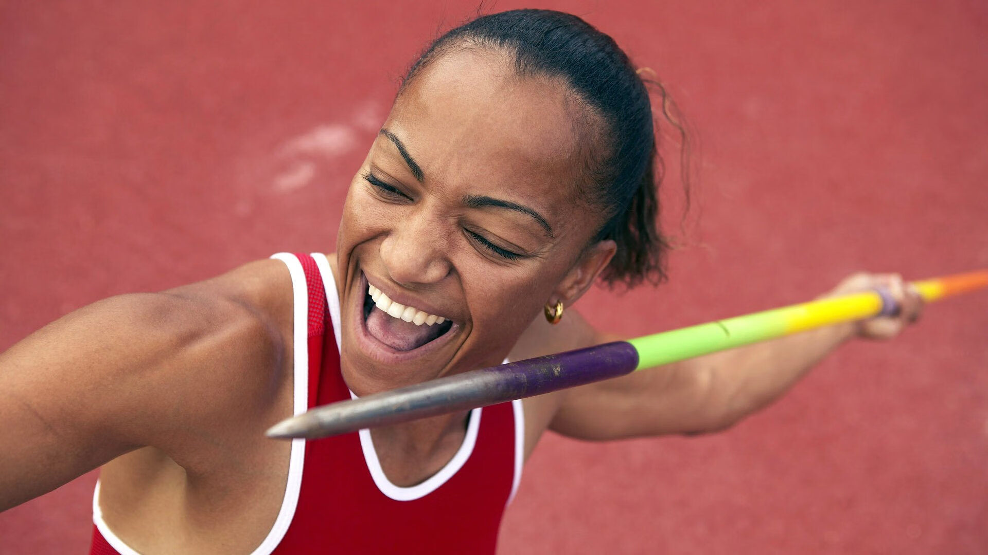 《观众互动新体验:虚拟现实中的沉浸式观赛》,沉浸式虚拟演播室